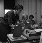 62-172; Learning to Use a Typewriter by Southern Illinois University Edwardsville
